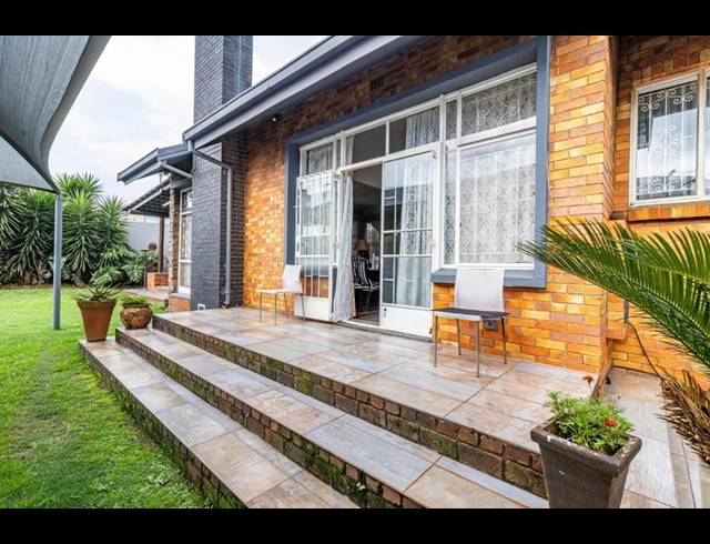 5 BEDROOM PROPERTY TO RENT IN SYMHURST